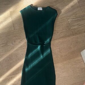 Aritzia Wilfred sleeveless dress